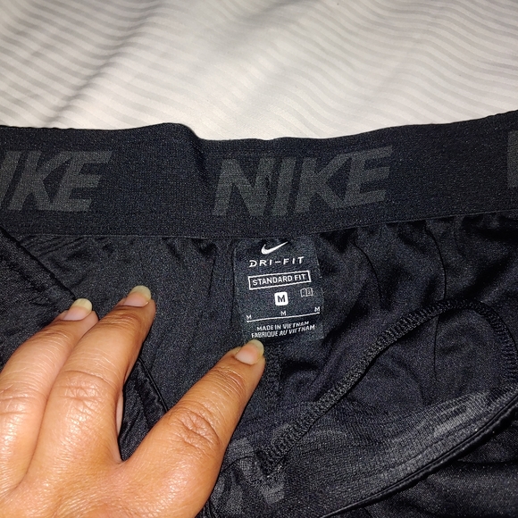 Nike dri-fit black basketball shorts - Picture 3 of 5